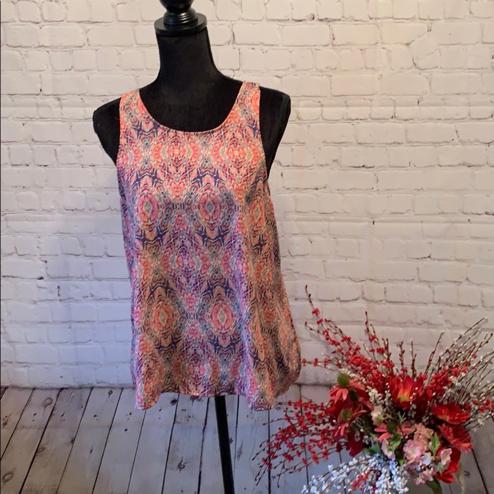 Women’s shirt